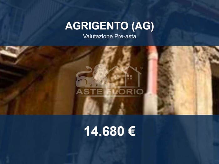 Appartamento trilocale in vendita in Via Cutaia, Centro Storico, Agrigento