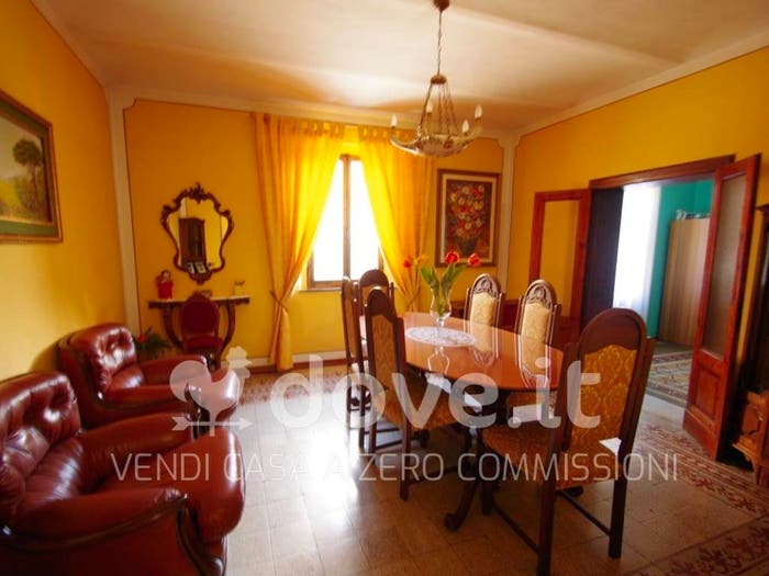 Casa con 6 locali in vendita in via di Collazzi, Centro, Montepulciano