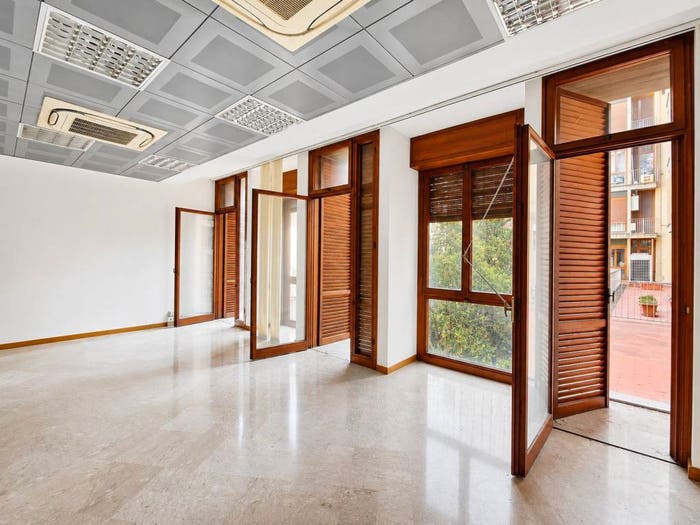 Appartamento con 6 locali in vendita in Piazza di San Firenze, Signoria Uffizi, Firenze