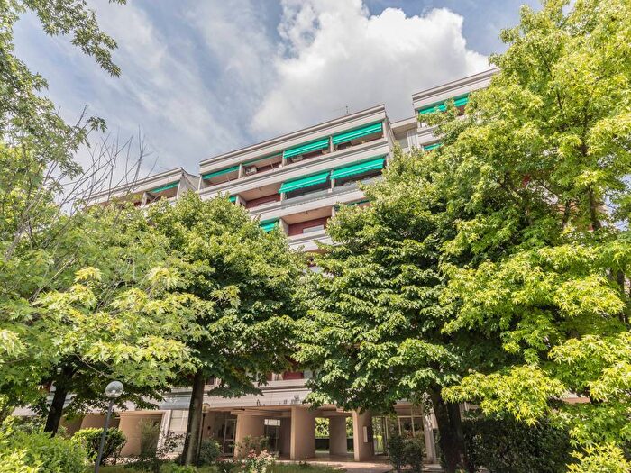 Appartamento trilocale in vendita in Via Jacopo e Giulio Pirona, Cussignacco Paparotti, Udine