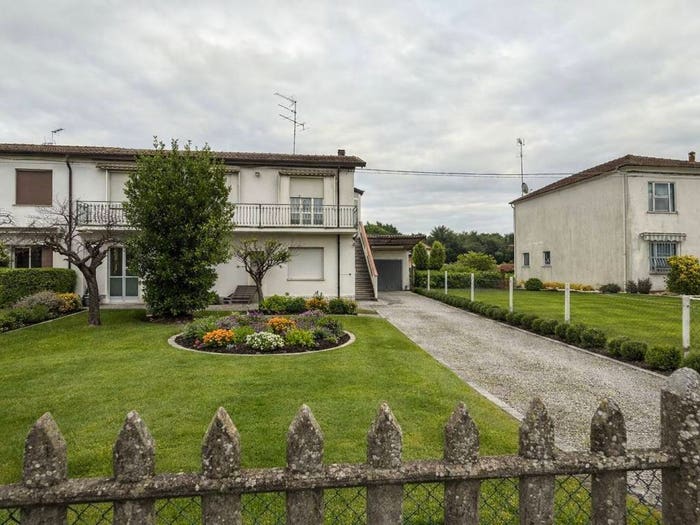 Casa con 6 locali in vendita in Centro, Lagosanto