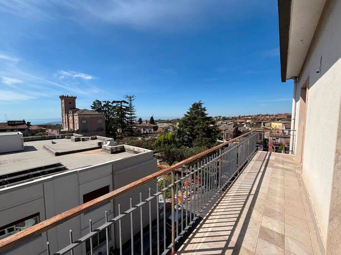 Appartamento trilocale in vendita in Corso San Vito, Centro, Mascalucia