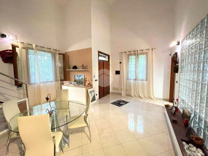 Casa con 5 locali in vendita in Via Enrico Toti, Vallone, Canaro