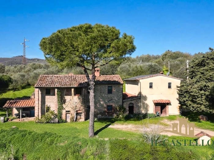 Casa con 6 locali in vendita in Via Paolo Corsetti, Centro, Panicale