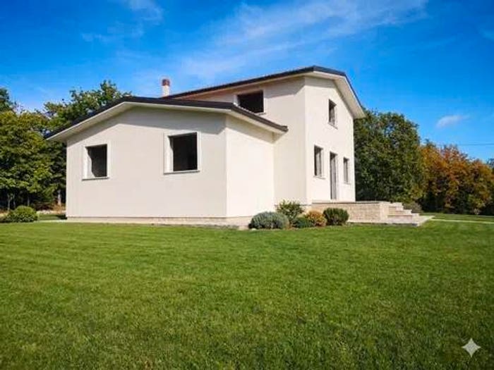 Casa con 6 locali in vendita in Contrada Canepino, Morcone