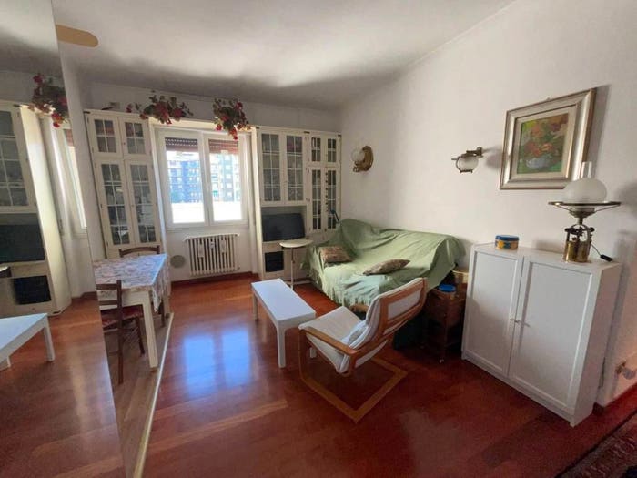Appartamento trilocale in vendita in Via Don Bartolomeo Grazioli, Dergano, Milano