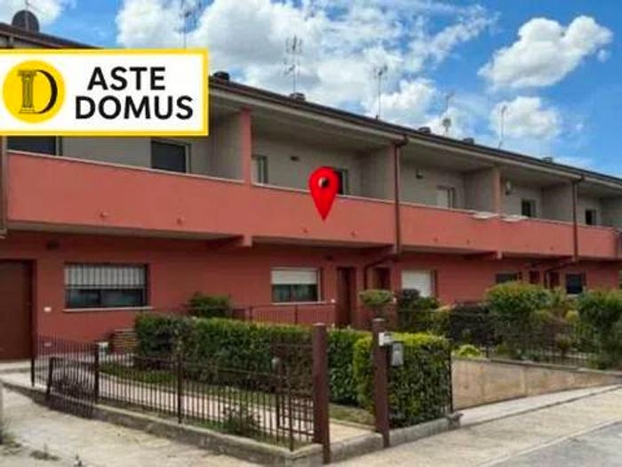 Appartamento con 6 locali in vendita in Via Luigi Longo, Tavernelle, Panicale
