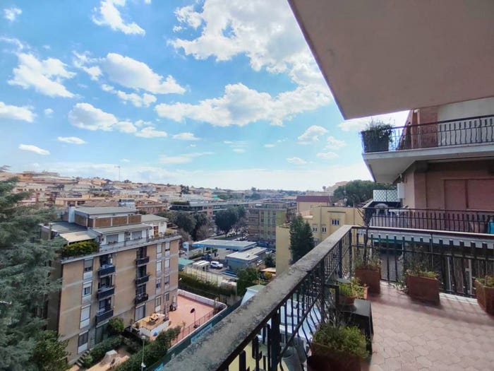 Appartamento trilocale in vendita in Via Edoardo Maragliano, Colli Portuensi Casaletto, Roma