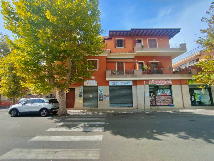 Appartamento trilocale in vendita in Via Odescalchi, Centro, Ladispoli