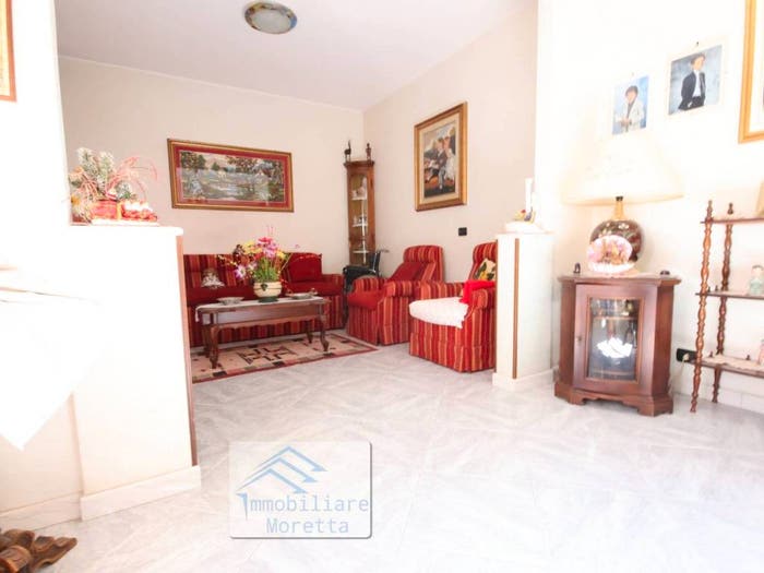 Appartamento trilocale in vendita in Via Renato Vuillermin, Corso Langhe Moretta Corso Cortemilia, Alba