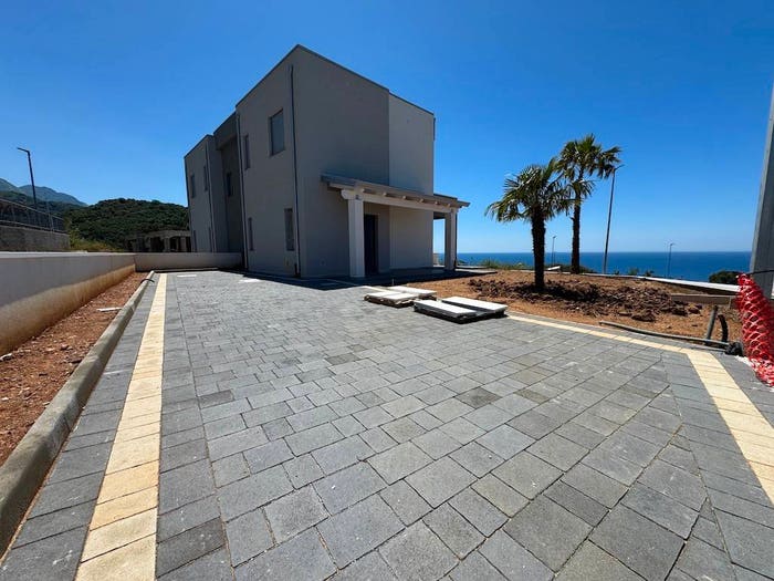 Casa quadrilocale in vendita in Via Panoramica, Diamante