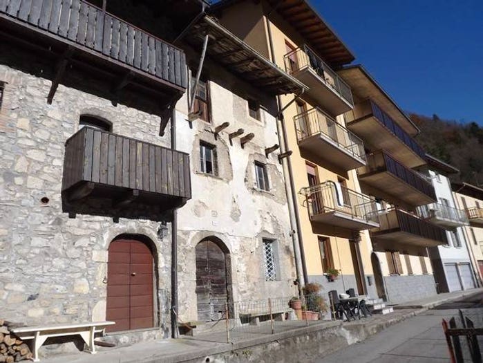 Case in Vendita e in Affitto - 2