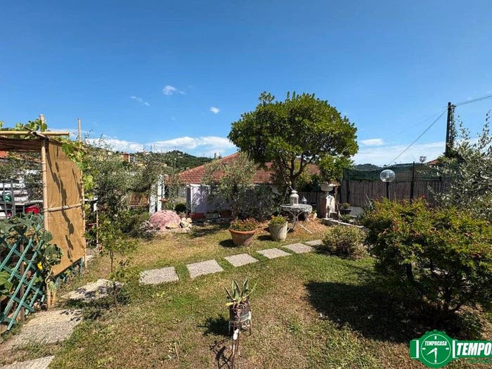 Appartamento quadrilocale in vendita in Via Romana, Limone Melara, La Spezia
