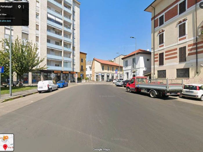 Appartamento trilocale in vendita in Famagosta, Milano