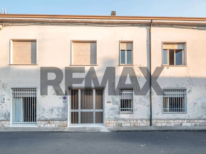 Casa quadrilocale in vendita in Via Dante Alighieri, Bozzolo