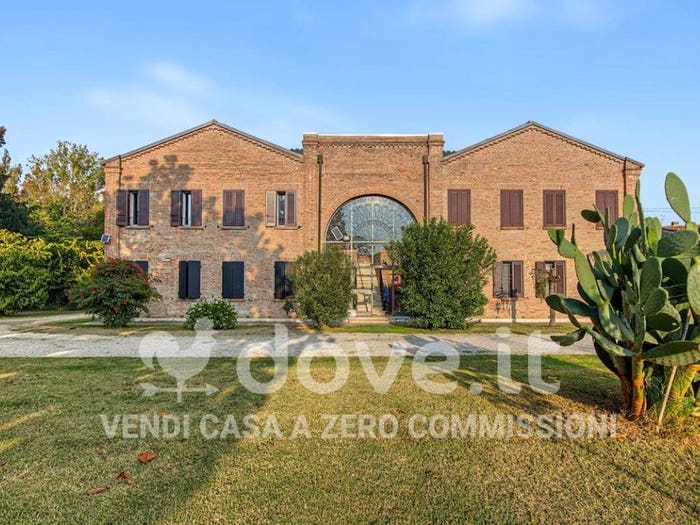 Appartamento quadrilocale in vendita in Via Colombarola, Santa Maria in Vado, Ferrara
