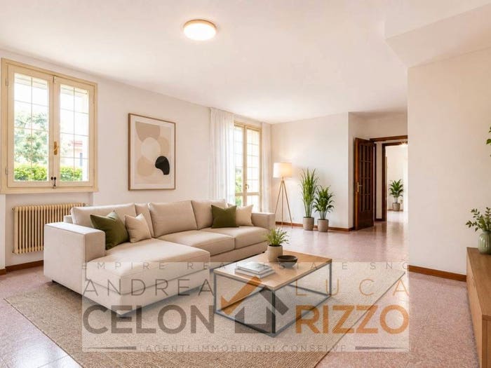 Casa quadrilocale in vendita in Via Giacomo Matteotti, Centro, Conselve