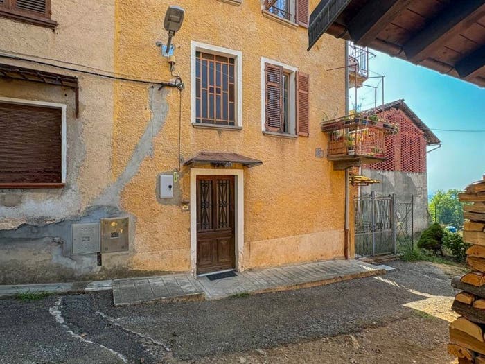 Casa trilocale in vendita in Frazione Bulliana, Bulliana Vico, Valdilana