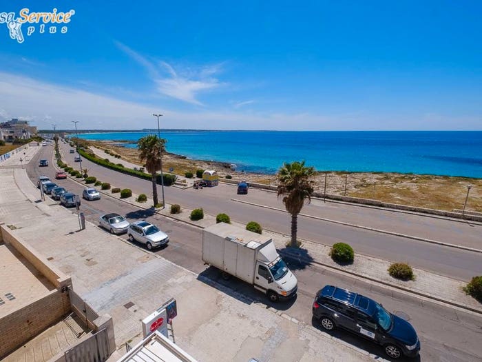 Appartamento quadrilocale in vendita in Lungomare Galileo Galilei, Lungomare Lido San Giovanni, Gallipoli