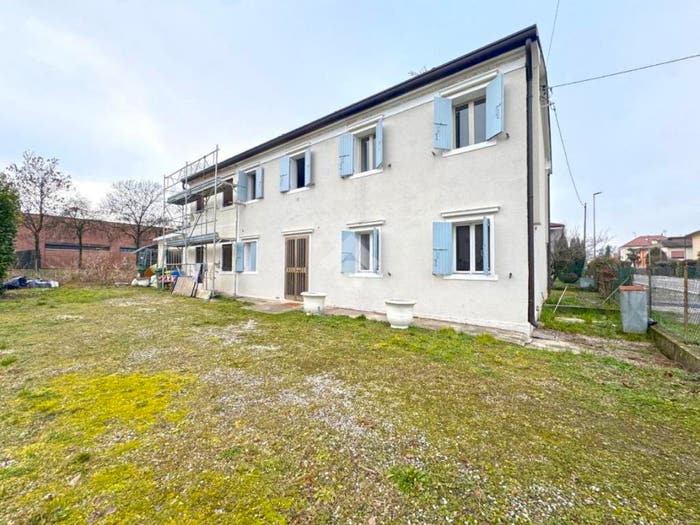 Casa quadrilocale in vendita in Via venti settembre, Centro, Piazzola sul Brenta