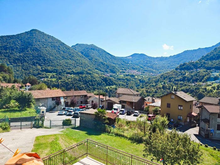 Appartamento trilocale in vendita in Via Magistri Intelvesi, Dizzasco Biazzeno, Dizzasco