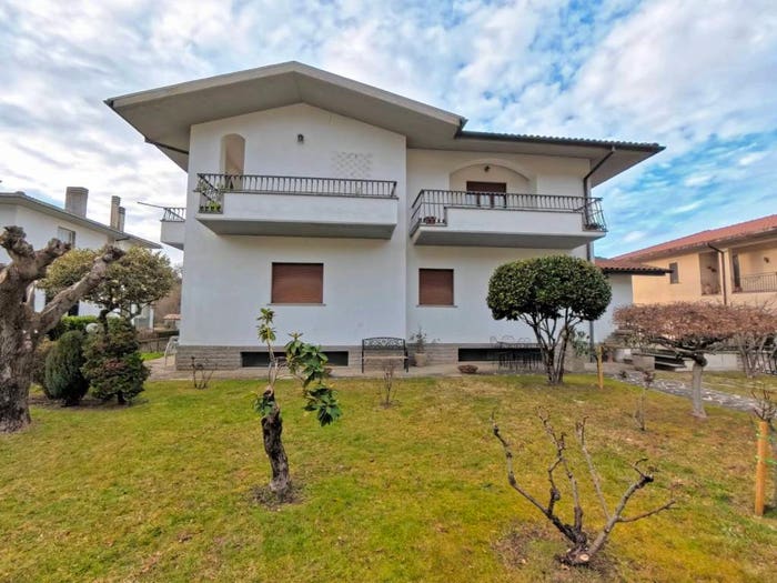 Casa trilocale in vendita in Via Giambattista Casti, Centro, Acquapendente