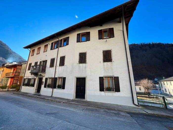 Appartamento trilocale in vendita in Via Maria Plozner Mentil, Timau, Paluzza