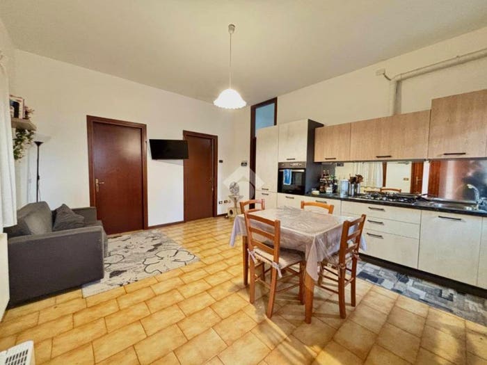 Appartamento trilocale in vendita in Via Volon, Loria Bessica, Loria