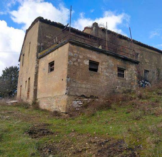 Casa con 6 locali in vendita in Pian Di Marte, Lisciano Niccone