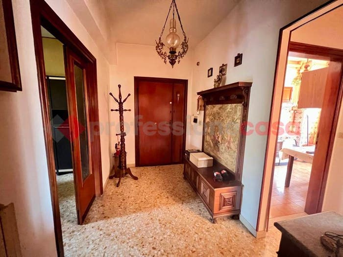 Appartamento con 6 locali in vendita in via Minervini, Rieti