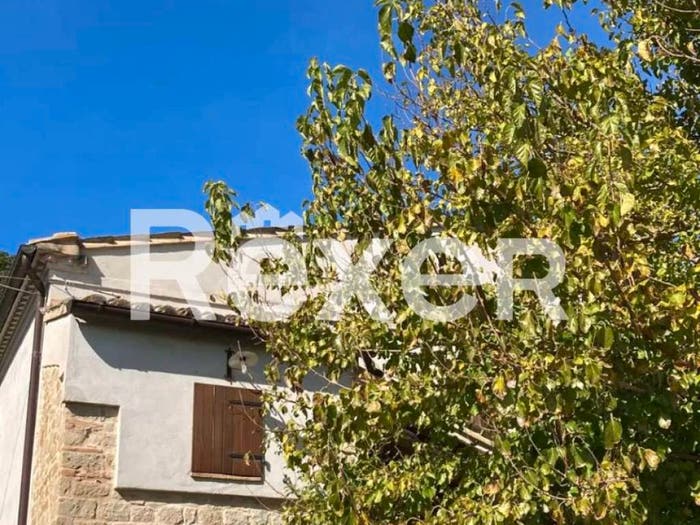 Casa con 5 locali in vendita in Via San Settimio, Monte Roberto