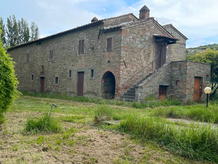 Casa con 6 locali in vendita in Ossaia, Cortona