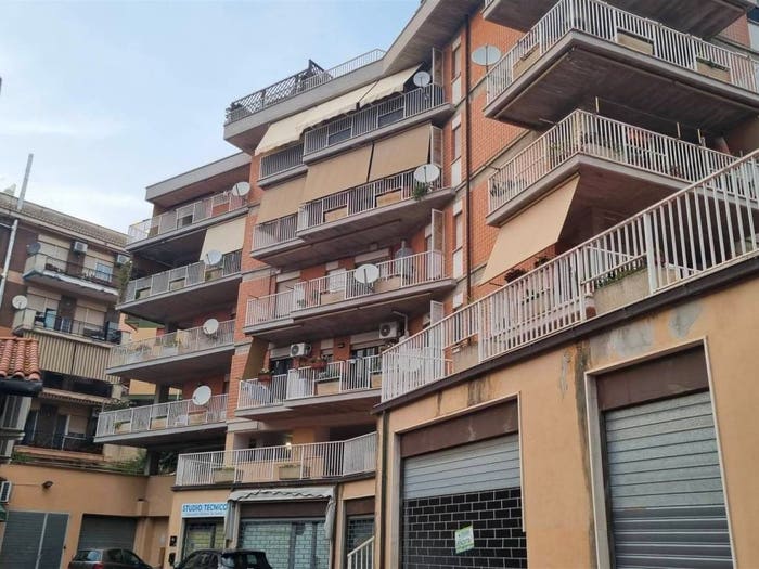 Appartamento bilocale in vendita in via salvo d'acquisto, Centro, Poggio Mirteto
