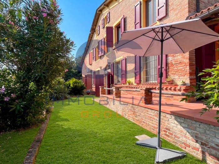 Casa con 5 locali in vendita in Corporeno, Cento