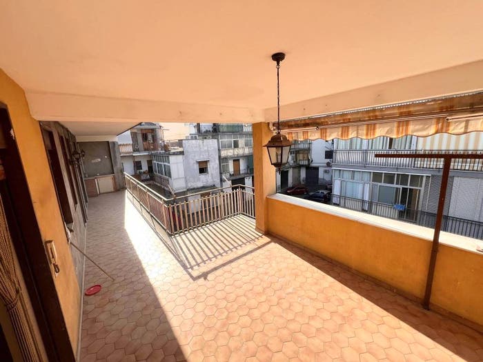 Appartamento con 5 locali in vendita in Via Libertà, Centro, Aci Catena