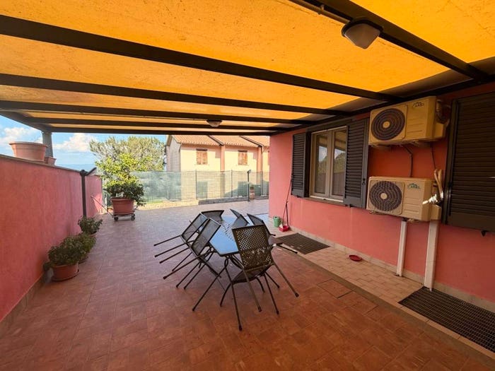 Casa con 5 locali in vendita in Via Piave, Viceno, Castel Viscardo