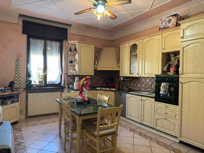 Appartamento trilocale in vendita in Via Giosuè Carducci, Centro, Lomello
