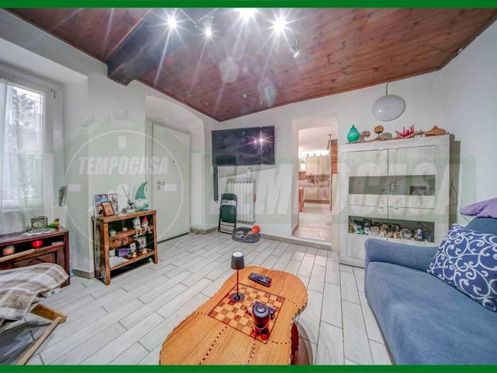 Casa con 5 locali in vendita in Via Valcuvia, Brenta
