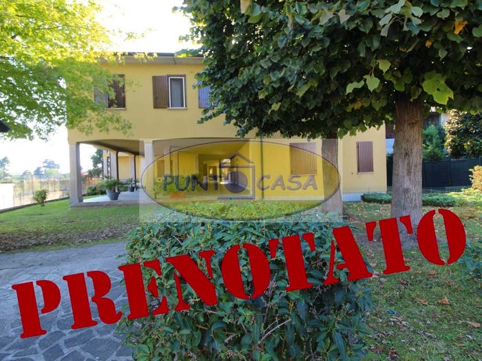 Appartamento trilocale in vendita in Via Pietro Mascagni, Centro, Codogno