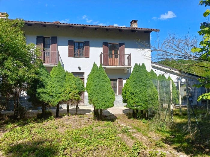 Casa quadrilocale in vendita in Borgata Rocco, Passerano Marmorito