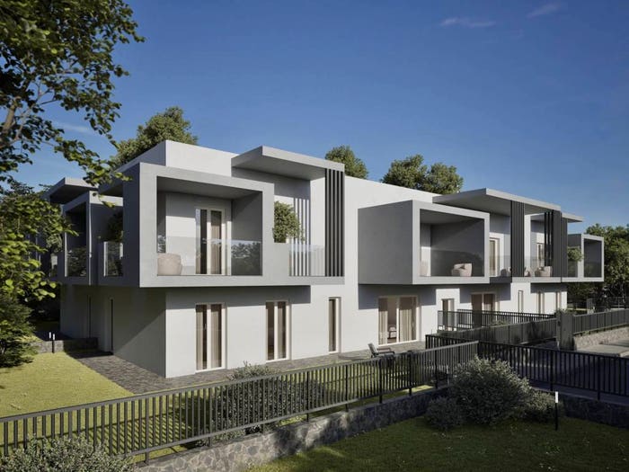 Appartamento quadrilocale in vendita in Via Alcide De Gasperi, Centro, Cene