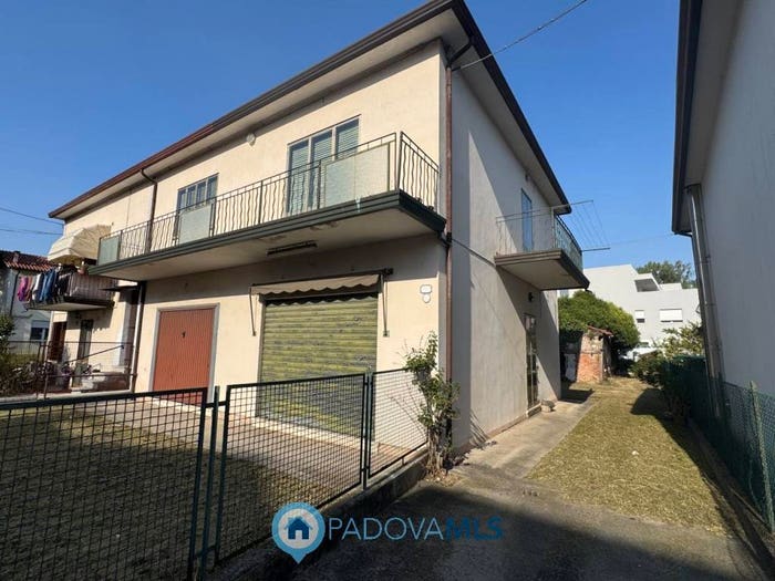 Casa quadrilocale in vendita in Forcellini, Padova