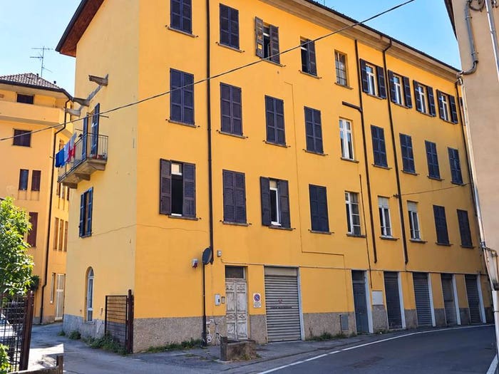 Appartamento quadrilocale in vendita in Via Padre Domenico Mazzucconi, San Giovanni, Lecco