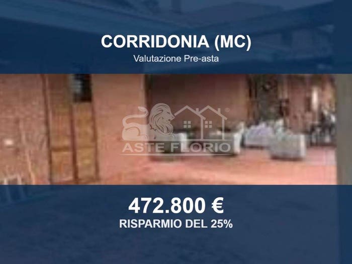 Appartamento con 6 locali in vendita in Via Fonte Orsola, Centro, Corridonia