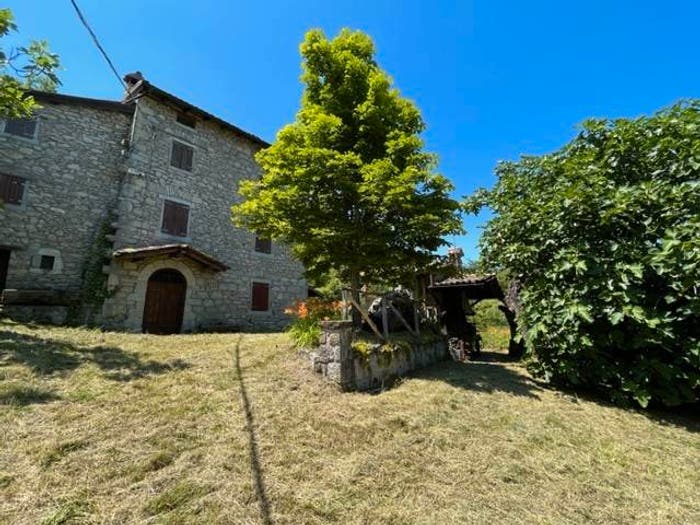 Casa con 6 locali in vendita in Via Mingolino, Castel d'Aiano