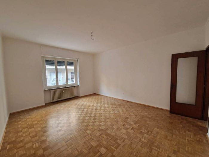 Appartamento con 5 locali in affitto in Via Siccardi, Centro, Chivasso