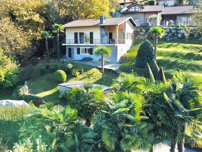 Casa quadrilocale in vendita in Motto, Centro, Porto Valtravaglia