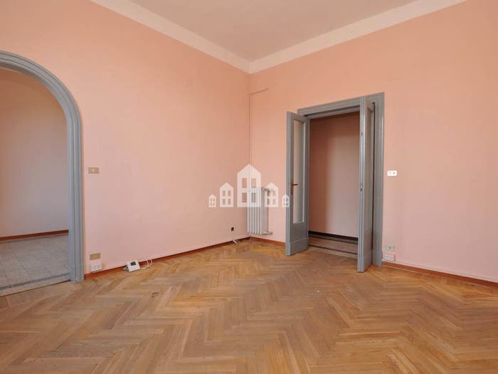 Appartamento con 6 locali in vendita in Via Torino, Centro, Cuorgnè