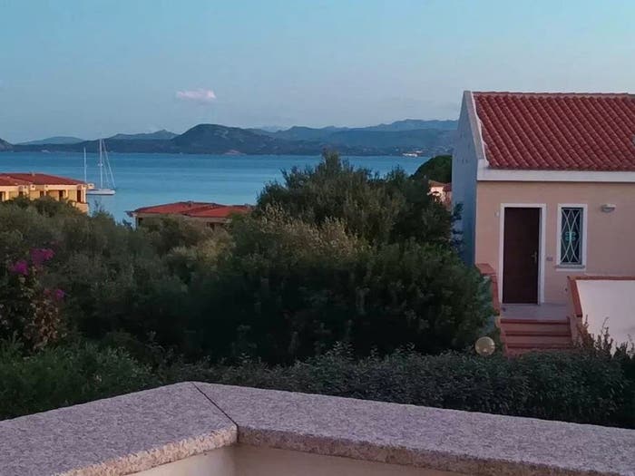 Appartamento trilocale in vendita in Via Libertà, Golfo Aranci