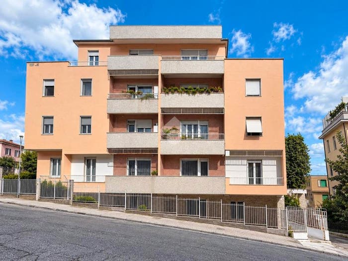 Appartamento con 5 locali in vendita in Via podgora, Adriatico, Ancona